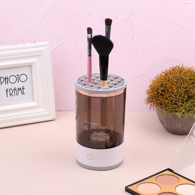 Smart Electric Makeup Brush Cleaner – Quick Cleaning Device for Beauty Tools